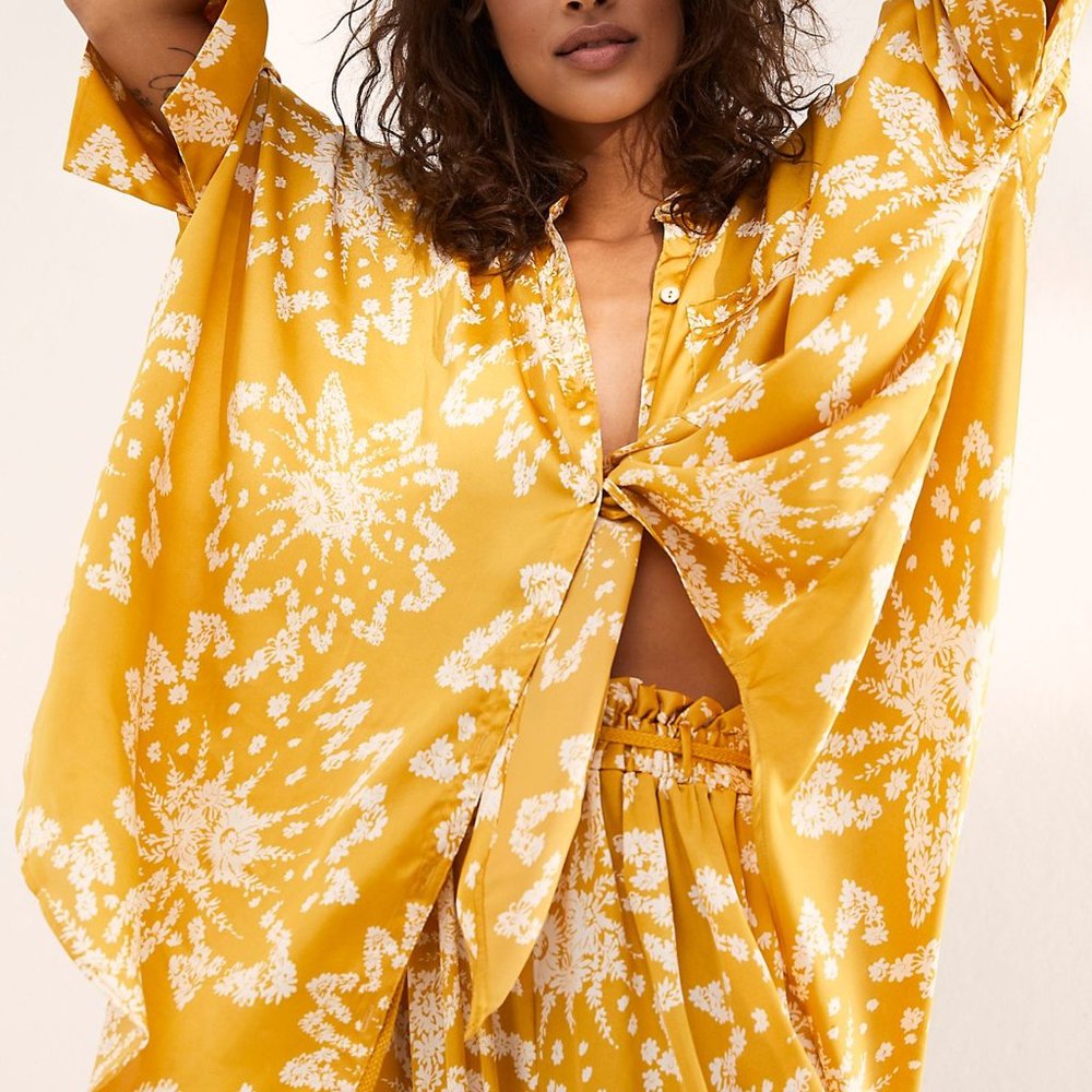 Free People Goddess Sleep Shirt in Yellow Size XL